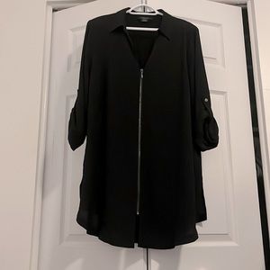 BLACK BLOUSE WITH ZIPPER